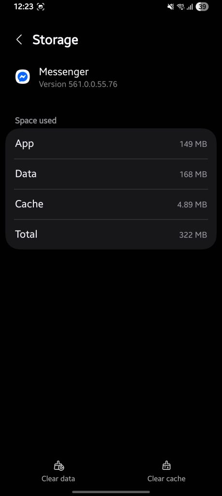 Android storage settings showing cache space for Messenger to fix messages sent but not delivered to one person